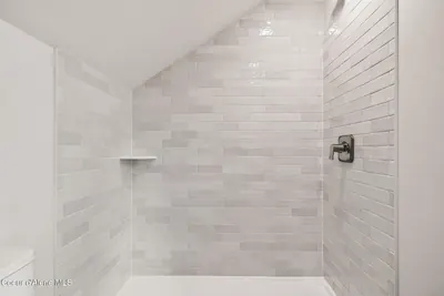 Property 26-8413 - Photo 38