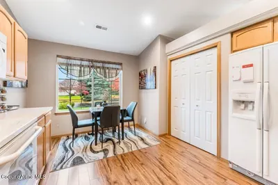 Property 26-10618 - Photo 6