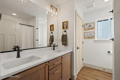 Property 26-10334 - Photo 27