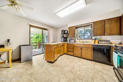 Property 26-9532 - Photo 11