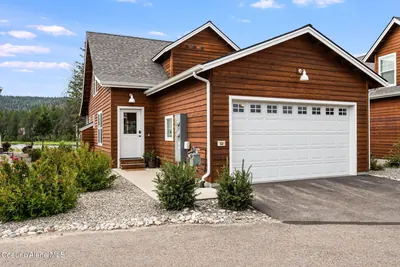 Property 26-9689 - Photo 2
