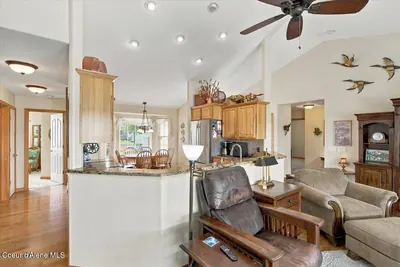 Property 26-10326 - Photo 13