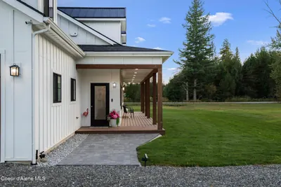 Property 26-3354 - Photo 2