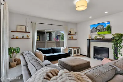 Property 26-7679 - Photo 3