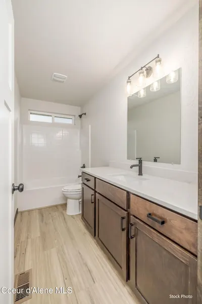 Property 26-10290 - Photo 13
