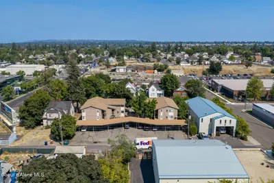 Property 26-10283 - Photo 2