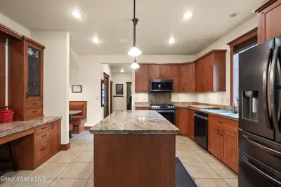 Property 26-10299 - Photo 15