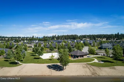 Property 26-7000 - Photo 2