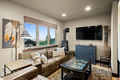 Property 26-10438 - Photo 27