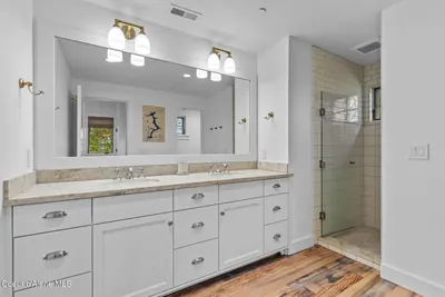 Property 26-8731 - Photo 28