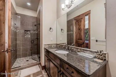 Property 26-8040 - Photo 64