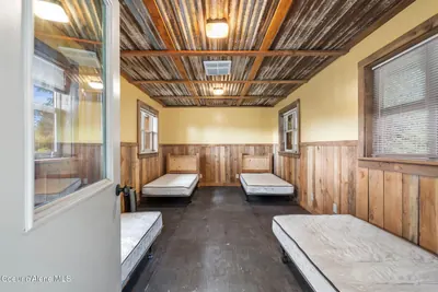 Property 26-9505 - Photo 35