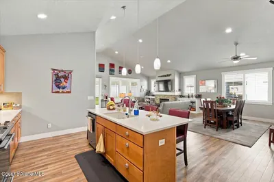 Property 26-9976 - Photo 13