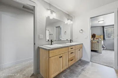 Property 26-8352 - Photo 39