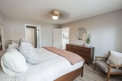 Property 26-10286 - Photo 16