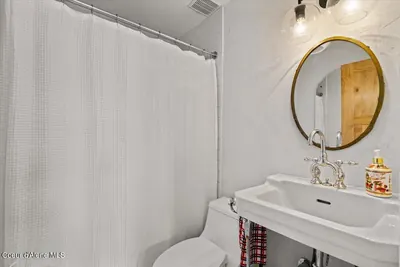 Property 26-10138 - Photo 10