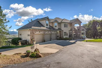 Property 26-8573 - Photo 3