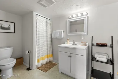 Property 25-10028 - Photo 13