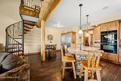 Property 26-9338 - Photo 31