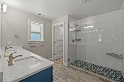 Property 26-7084 - Photo 25