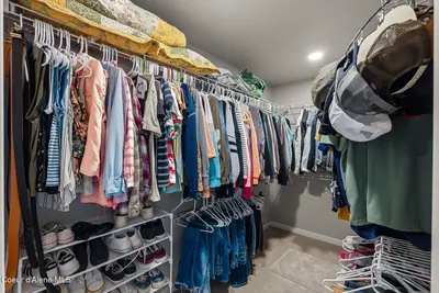 Property 26-10379 - Photo 20
