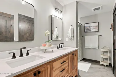 Property 26-8552 - Photo 31