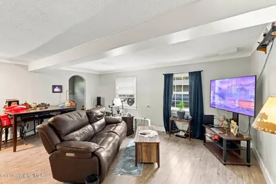 Property 26-8332 - Photo 4