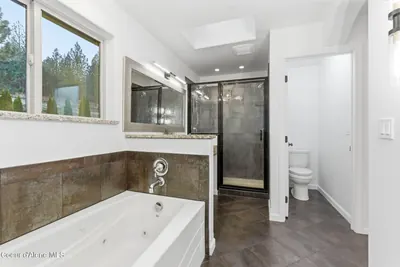 Property 26-8596 - Photo 29