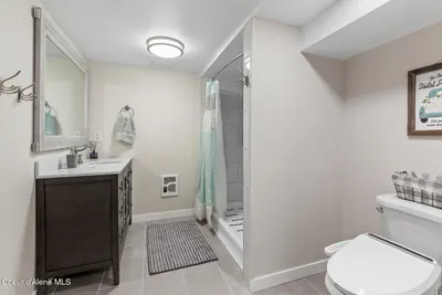 Property 26-10565 - Photo 24