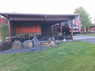 Property 26-10297 - Photo 2