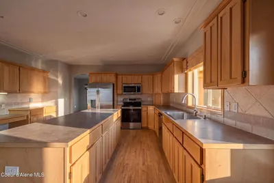 Property 26-10474 - Photo 12