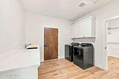 Property 26-9351 - Photo 29