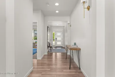 Property 26-10210 - Photo 8
