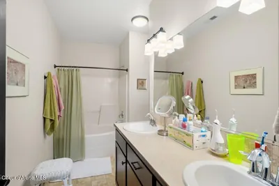 Property 26-8372 - Photo 17