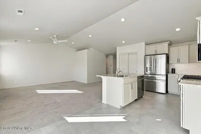 Property 26-10181 - Photo 19
