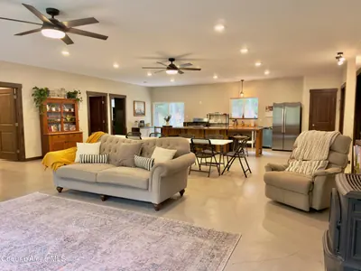 Property 26-10276 - Photo 6