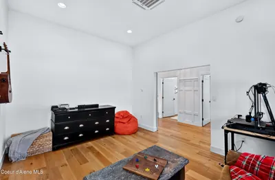 Property 26-8758 - Photo 31