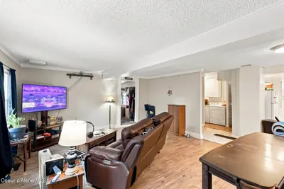 Property 26-8332 - Photo 6