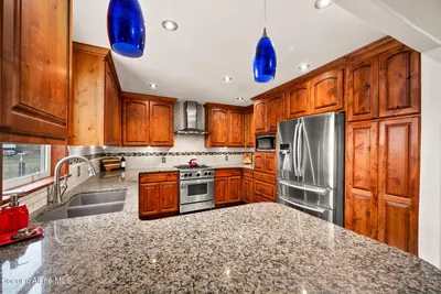 Property 26-9218 - Photo 26
