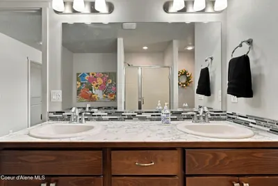 Property 26-9868 - Photo 33