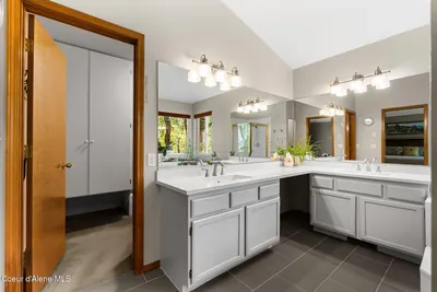 Property 26-8943 - Photo 35