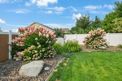 Property 26-10215 - Photo 35