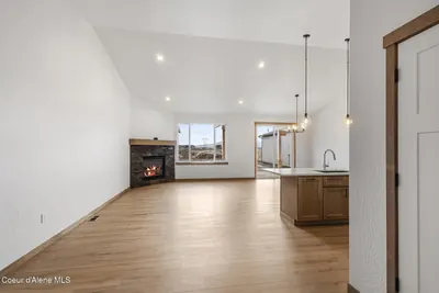 Property 26-8647 - Photo 6