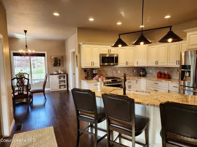Property 26-10315 - Photo 4
