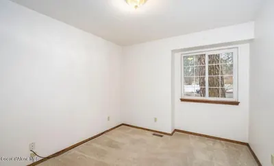 Property 26-10048 - Photo 2