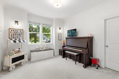 Property 26-9715 - Photo 32