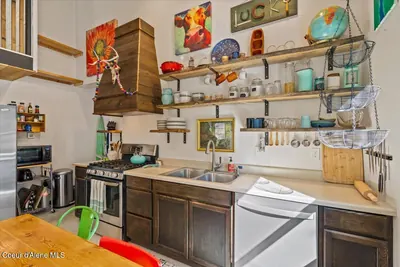 Property 26-9912 - Photo 17