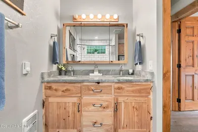 Property 26-9516 - Photo 16