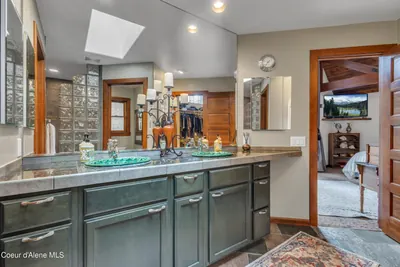 Property 26-697 - Photo 25
