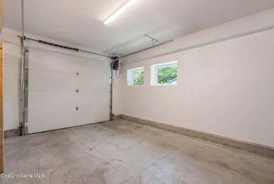 Property 26-8145 - Photo 33